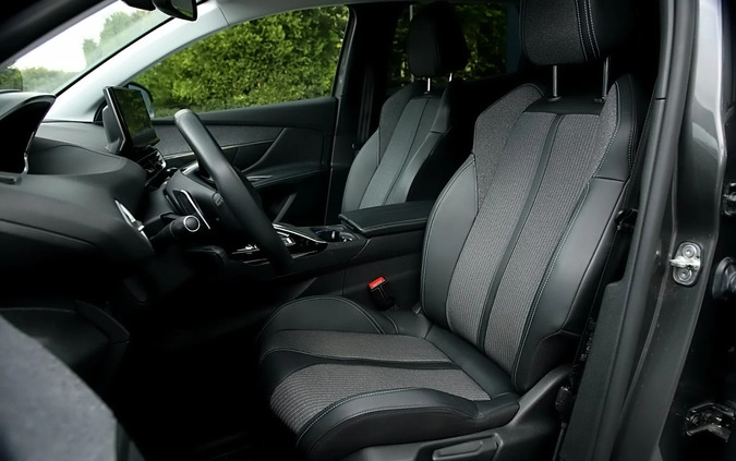 Peugeot 3008 cena 109900 przebieg: 31000, rok produkcji 2021 z Jasień małe 781